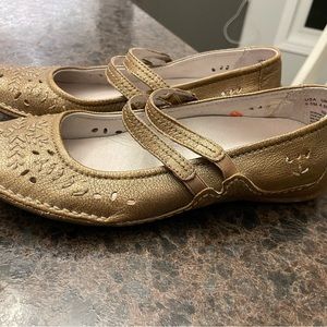 The cutest hushpuppies!